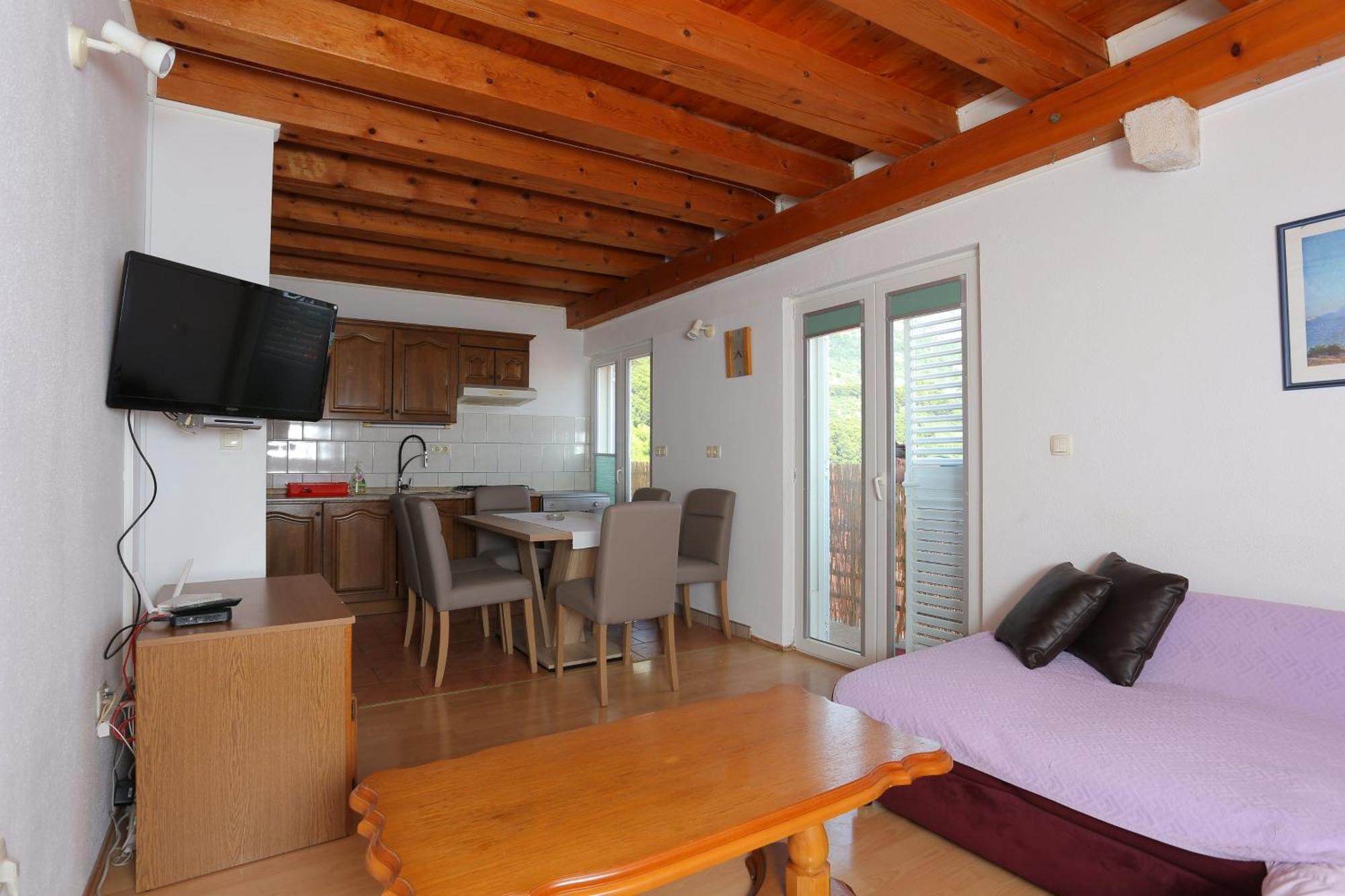 Apartments with a parking space Brela, Makarska - 789 Rum bild